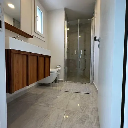 квартиры с собственным пляжем в Adabuku Apartament